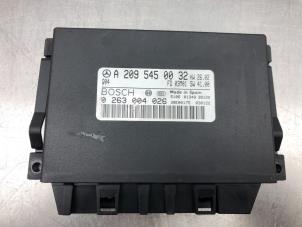 Używane Modul czujników parkowania Mercedes CLK (C209) 2.6 240 V6 18V Cena € 85,00 Procedura marży oferowane przez Gebr Opdam B.V.