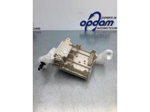 Gebruikte Module Bodycontrol Toyota Aygo (B40) 1.0 12V VVT-i Prijs € 40,00 Margeregeling aangeboden door Gebr Opdam B.V.
