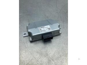 Begagnade DC/CD-omvandlare Opel Agila (B) 1.0 12V Pris € 40,00 Marginaltabell erbjuds av Gebr Opdam B.V.