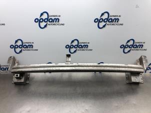 Gebruikte Bumperbalk achter Mini Mini Cooper S (R53) 1.6 16V Prijs € 50,00 Margeregeling aangeboden door Gebr Opdam B.V.