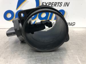 Usagé Czujnik masy powietrza BMW 3 serie Touring (E91) 320i 16V Prix € 40,00 Règlement à la marge proposé par Gebr Opdam B.V.