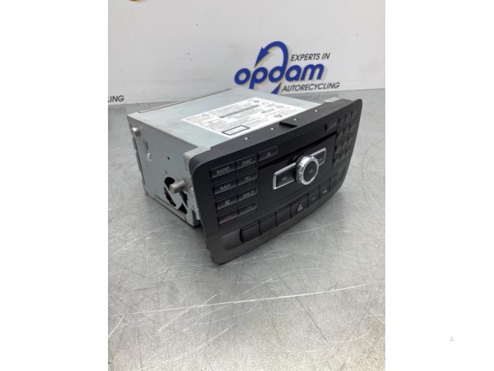 Navigeringssystem från en Mercedes-Benz B (W246) 1.5 B-180 CDI,d 16V 2014