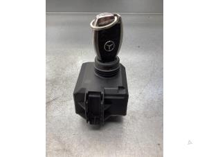 Gebruikte Kontaktslot + computer Mercedes E (W212) E-350 CGI V6 24V BlueEfficiency Prijs € 300,00 Margeregeling aangeboden door Gebr Opdam B.V.