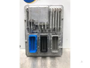 Gebruikte Computer Motormanagement Opel Corsa E 1.0 SIDI Turbo 12V Prijs € 225,00 Margeregeling aangeboden door Gebr Opdam B.V.