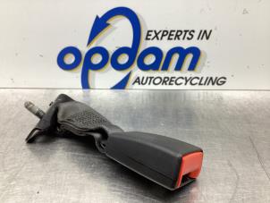 Gebruikte Veiligheidsgordel Insteek links-achter Fiat 500/595/695 1.4 T-Jet 16V Prijs € 15,00 Margeregeling aangeboden door Gebr Opdam B.V.