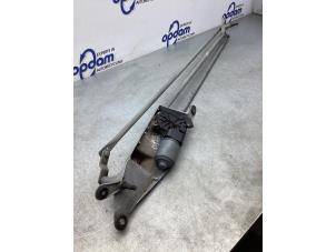 Begagnade Torkarmotor + mekanism Renault Modus/Grand Modus (JP) 1.6 16V Pris € 35,00 Marginaltabell erbjuds av Gebr Opdam B.V.