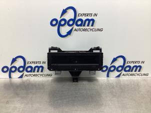 Begagnade Vägmätare KM Renault Scénic III (JZ) 1.4 16V TCe 130 Pris € 200,00 Marginaltabell erbjuds av Gebr Opdam B.V.