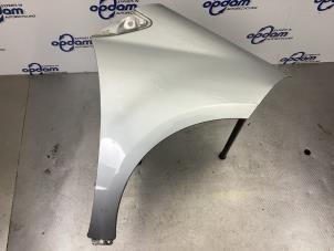 Begagnade Framskärm, höger Mercedes A (W169) 2.0 A-180 CDI 16V 3-Drs. Pris € 50,00 Marginaltabell erbjuds av Gebr Opdam B.V.