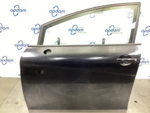 Begagnade Dörr, 4-dörrars, vänster fram Seat Leon (1P1) 1.4 TSI 16V Pris € 200,00 Marginaltabell erbjuds av Gebr Opdam B.V.