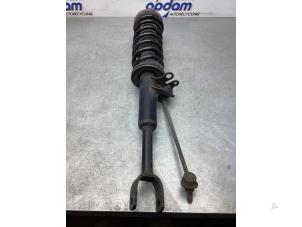 Gebruikte Schokdemperpoot rechts-voor BMW 5 serie Gran Turismo (F07) 530d 24V Prijs € 75,00 Margeregeling aangeboden door Gebr Opdam B.V.