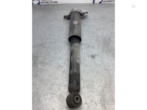 Gebruikte Veerpoot rechts-achter Opel Insignia 1.4 Turbo 16V Ecotec Prijs € 100,00 Margeregeling aangeboden door Gebr Opdam B.V.