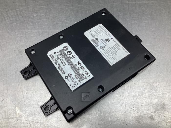 Bluetooth-modul från en Volkswagen Polo V (6R) 1.2 TDI 12V BlueMotion 2012