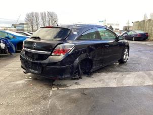 Gebruikte Achterlicht rechts Opel Astra H GTC (L08) 1.6 16V Twinport Prijs € 40,00 Margeregeling aangeboden door Gebr Opdam B.V.