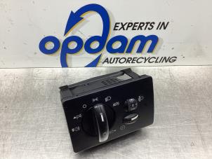 Gebruikte Schakelaar Licht Ford Focus 2 2.0 16V Prijs € 50,00 Margeregeling aangeboden door Gebr Opdam B.V.