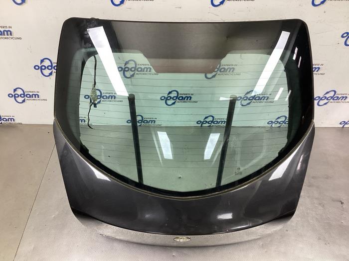 Achterklep van een Alfa Romeo GT (937) 1.8 Twin Spark 16V 2006