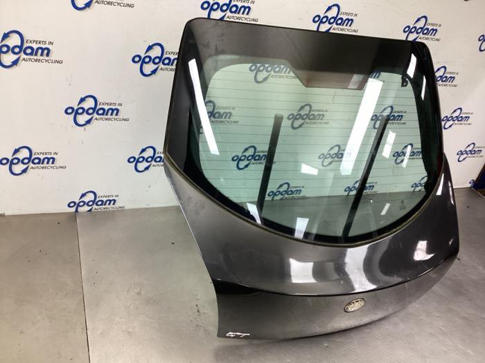 Achterklep van een Alfa Romeo GT (937) 1.8 Twin Spark 16V 2006