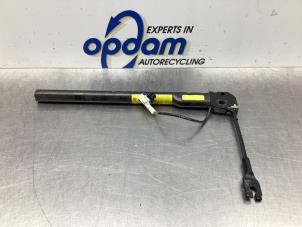 Begagnade Bältessträckare, höger Renault Modus/Grand Modus (JP) 1.6 16V Pris € 30,00 Marginaltabell erbjuds av Gebr Opdam B.V.