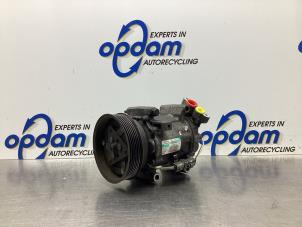 Begagnade Luftkonditioneringspump Renault Clio III (BR/CR) 1.2 16V 75 Pris € 50,00 Marginaltabell erbjuds av Gebr Opdam B.V.