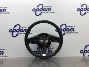 Gebruikte Stuurwiel Mazda 2 (DJ/DL) 1.5 SkyActiv-G 90 Prijs € 100,00 Margeregeling aangeboden door Gebr Opdam B.V.