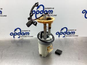 Begagnade Bensinpump Mercedes A (W169) 1.5 A-160 Pris € 75,00 Marginaltabell erbjuds av Gebr Opdam B.V.