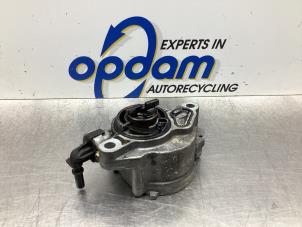 Begagnade Vakuumpump (diesel) Ford Focus 2 1.6 TDCi 16V 90 Pris € 50,00 Marginaltabell erbjuds av Gebr Opdam B.V.