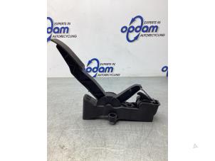 Begagnade Gaspedalsensor Mercedes B (W245) 1.7 B-180 16V Pris € 40,00 Marginaltabell erbjuds av Gebr Opdam B.V.