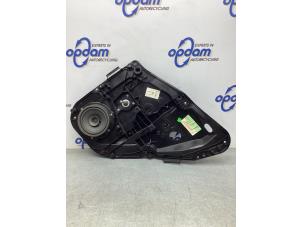 Gebruikte Ruitmechaniek 4Deurs rechts-achter Ford Fiesta 6 (JA8) 1.25 16V Prijs € 30,00 Margeregeling aangeboden door Gebr Opdam B.V.