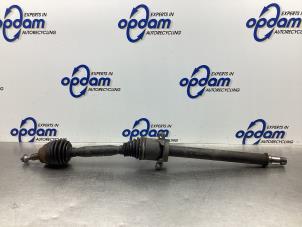 Begagnade Drivaxel, höger fram Mercedes A (W169) 2.0 A-180 CDI 16V 3-Drs. Pris € 125,00 Marginaltabell erbjuds av Gebr Opdam B.V.