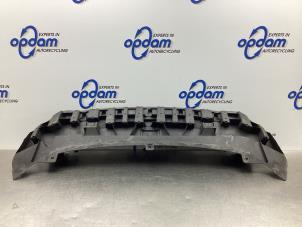 Gebruikte Motor Beschermplaat Ford Fiesta 6 (JA8) 1.0 EcoBoost 12V 125 Prijs € 50,00 Margeregeling aangeboden door Gebr Opdam B.V.