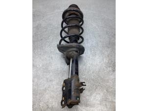 Gebruikte Veerpoot links-voor Suzuki Celerio (LF) 1.0 12V Dualjet Prijs € 50,00 Margeregeling aangeboden door Gebr Opdam B.V.