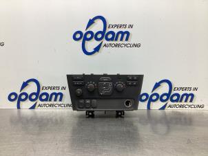 Gebruikte Kachel Bedieningspaneel Volvo V70 (SW) 2.4 D5 20V Prijs € 60,00 Margeregeling aangeboden door Gebr Opdam B.V.