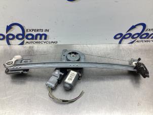 Gebruikte Ruitmechaniek 4Deurs links-voor Citroen C3 (FC/FL/FT) 1.4 Prijs € 50,00 Margeregeling aangeboden door Gebr Opdam B.V.