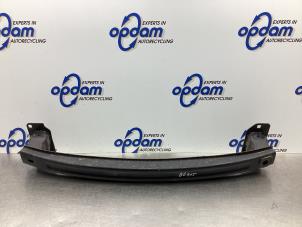 Begagnade Främre stötfångarram Seat Ibiza ST (6J8) 1.2 TDI Ecomotive Pris € 50,00 Marginaltabell erbjuds av Gebr Opdam B.V.