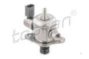 Nowe Pompa wysokiego cisnienia Audi A3 Cena € 200,00 Z VAT oferowane przez Gebr Opdam B.V.