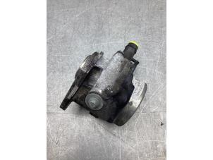 Gebruikte Vacuumpomp (Diesel) Renault Kangoo Express (FW) 1.5 dCi 75 FAP Prijs € 108,90 Inclusief btw aangeboden door Gebr Opdam B.V.