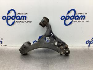 Begagnade Främre undre gaffelben, vänster Mercedes A (W169) 1.5 A-160 Pris € 50,00 Marginaltabell erbjuds av Gebr Opdam B.V.