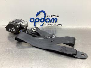 Begagnade Främre säkerhetsbälte, höger Peugeot 308 SW (4E/H) 1.6 VTI 16V Pris € 50,00 Marginaltabell erbjuds av Gebr Opdam B.V.