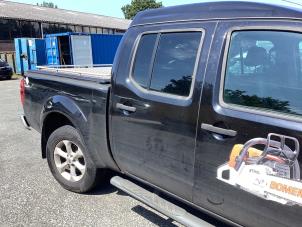 Begagnade Bakdörr, 4-dörrars, höger Nissan Navara (D40) 2.5 dCi 16V 4x4 Pris € 225,00 Marginaltabell erbjuds av Gebr Opdam B.V.