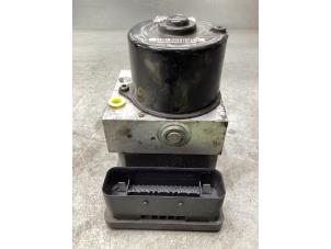 Begagnade ABS-pump Ford C-Max (DM2) 1.8 16V Flexifuel Pris € 75,00 Marginaltabell erbjuds av Gebr Opdam B.V.