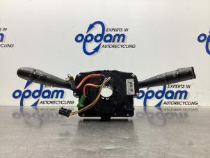 Gebruikte Combischakelaar Stuurkolom Citroen C3 (FC/FL/FT) 1.4 Prijs € 136,00 Margeregeling aangeboden door Gebr Opdam B.V.