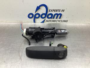 Gebruikte Kontaktslot + Sleutel Fiat Panda (169) 1.2, Classic Prijs € 50,00 Margeregeling aangeboden door Gebr Opdam B.V.