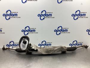 Używane Przekladnia kierownicza ze wspomaganiem Volvo V50 (MW) 2.4 20V Cena € 50,00 Procedura marży oferowane przez Gebr Opdam B.V.