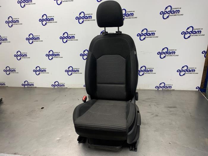 Klädsel, uppsättning (komplett) från en Kia Ceed Sportswagon (CDF) 1.5 T-GDI 16V Eco-Dynamics+ 2022