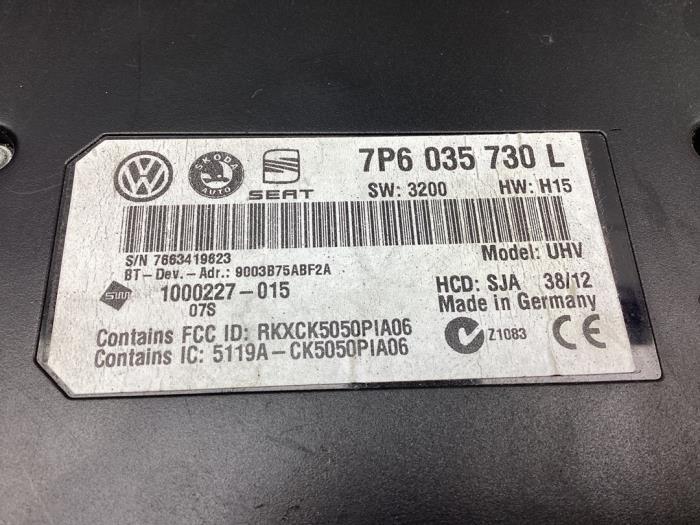 Bluetooth-modul från en Volkswagen Polo V (6R) 1.2 TDI 12V BlueMotion 2012