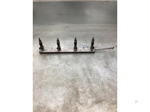 Gebruikte Verstuiver brug Mitsubishi Outlander (GF/GG) 2.0 16V PHEV 4x4 Prijs € 100,00 Margeregeling aangeboden door Gebr Opdam B.V.