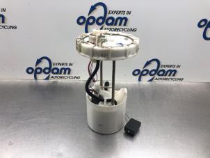 Begagnade Bensinpump Honda Insight (ZE2) 1.3 16V VTEC Pris € 150,00 Marginaltabell erbjuds av Gebr Opdam B.V.