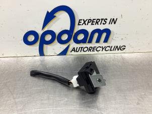 Gebruikte Immobiliser module Hyundai i10 (F5) 1.1i 12V Prijs € 35,00 Margeregeling aangeboden door Gebr Opdam B.V.