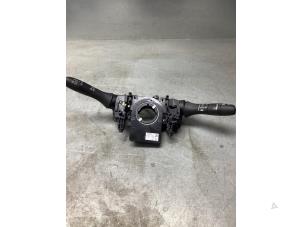 Gebruikte Schakelaar Stuurkolom (licht) Nissan Micra (K14) 1.0 IG-T 100 Prijs € 75,00 Margeregeling aangeboden door Gebr Opdam B.V.