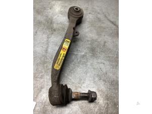 Begagnade Främre undre gaffelben, höger BMW 5 serie (E60) 523i 24V Pris € 35,00 Marginaltabell erbjuds av Gebr Opdam B.V.