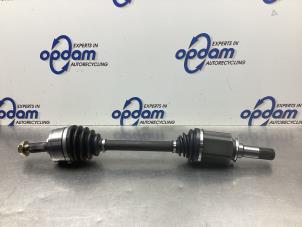 Nowe Os napedowa lewy przód Mercedes eVito Cena € 725,94 Z VAT oferowane przez Gebr Opdam B.V.